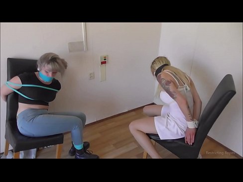 ❤️ Viciado / amarrado e amordaçado / donzela em apuros ❤️ Porno real vídeo em porno pt.xsexshop.ru ❌️